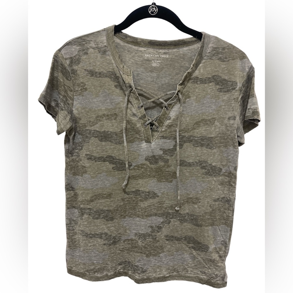 American Eagle T-shirt size XS